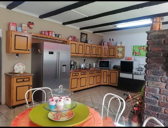 4 BEDROOM HOUSE FOR SALE IN SPAARWATER AH